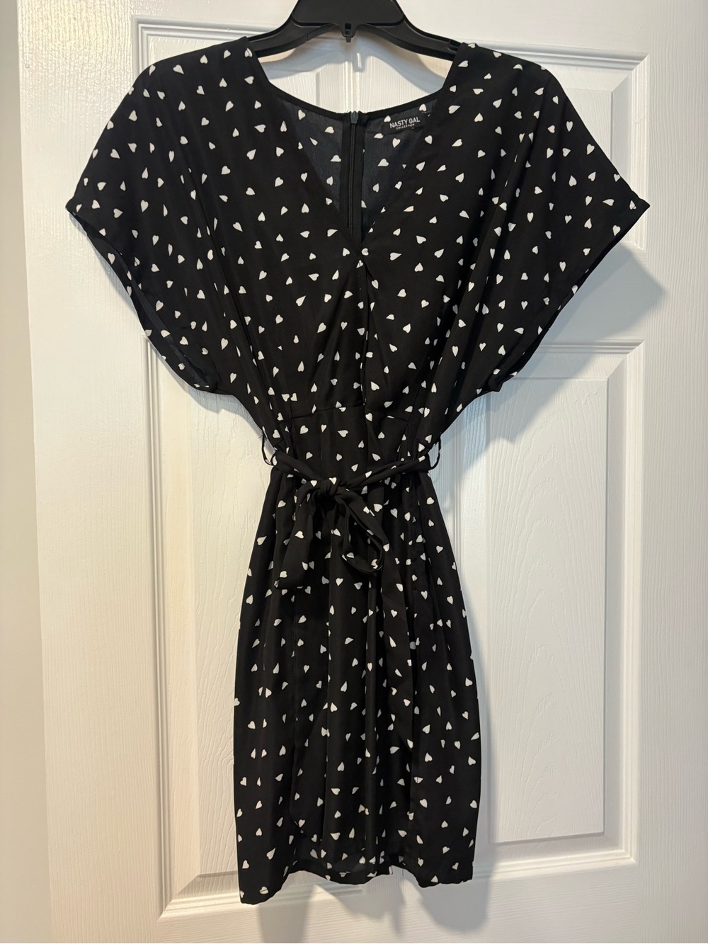Nasty Gal Black Heart Print Tie-Waist Dress w. Side slits
